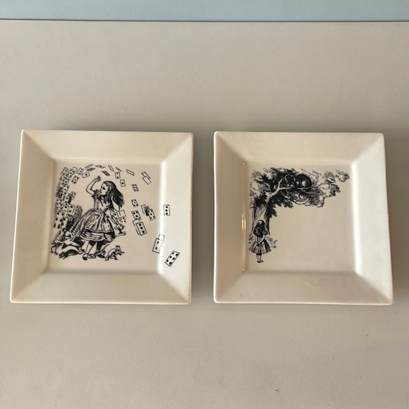 Fishs Eddy Kitchen Disneyland Fishs Eddy Alice In Wonderland Plates